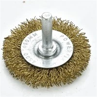 Uma escova de arame com roda pode ser usada para limpar superfícies de bismuto?